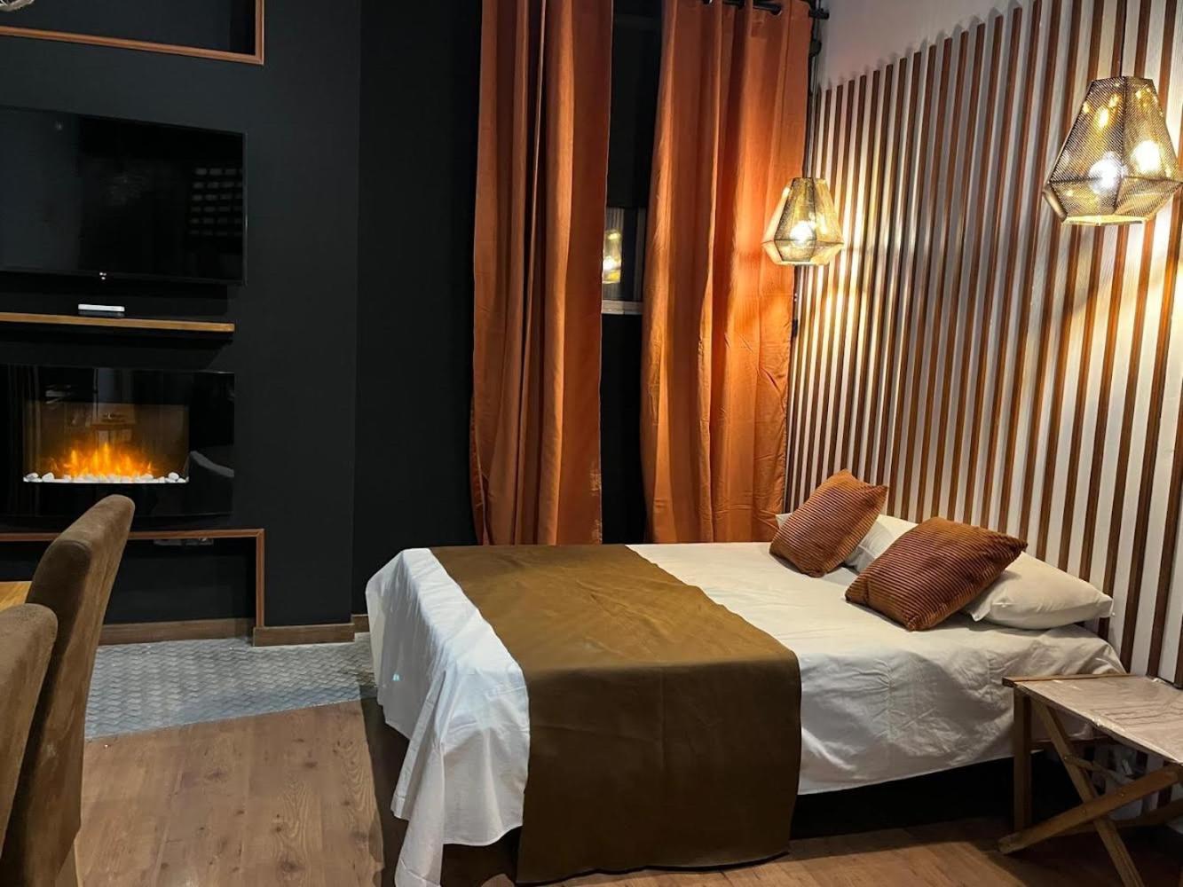 Apartmán Chic4 Luxury Gran Via Madrid Exteriér fotografie